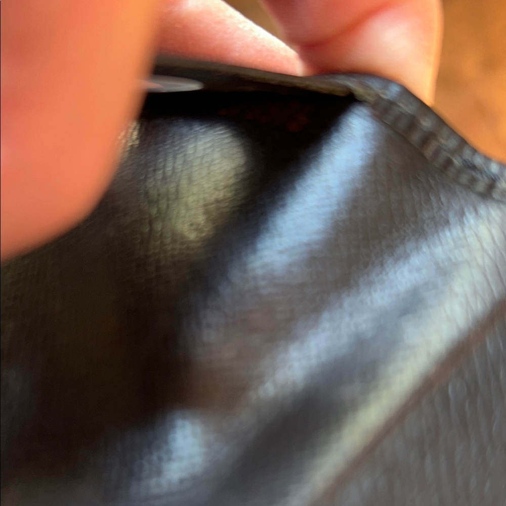 Louis Vuitton Epi Black Card Holder - Picture 8 of 14